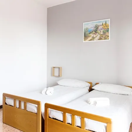 La Ginestra - Between And Mountains Apartment *