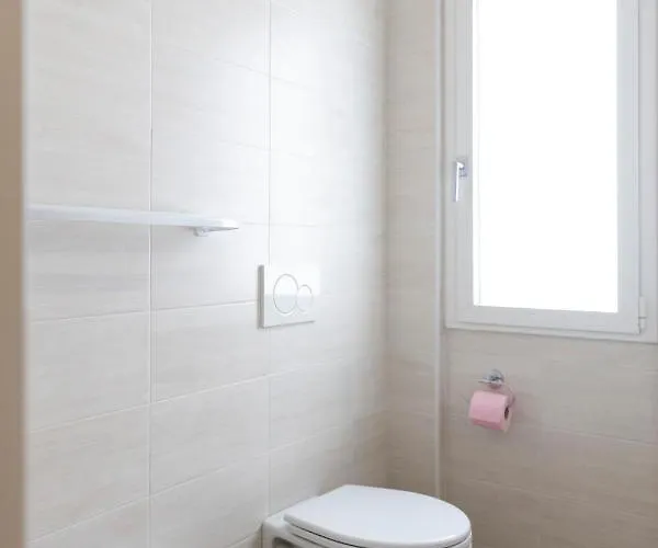 La Ginestra - Between And Mountains Colazza