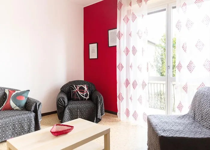 La Ginestra - Between And Mountains *