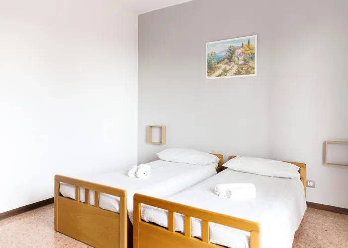 La Ginestra - Between And Mountains Apartament *